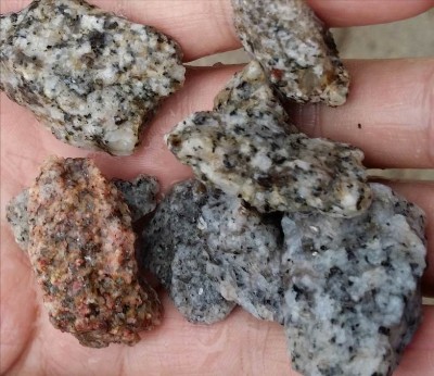 米数多潜孔钻头 提供高中低风压潜孔钻头 潜孔冲击器 等优质采掘钻具